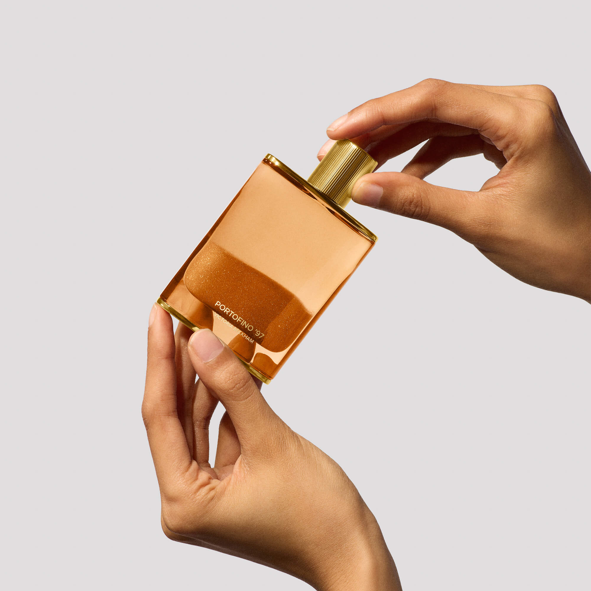 Portofino '97 Golden Shimmer Body Oil - Image 4